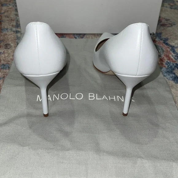 SOLD❗️NEW $725 MANOLO HEELS❗️ - Picture 6 of 7
